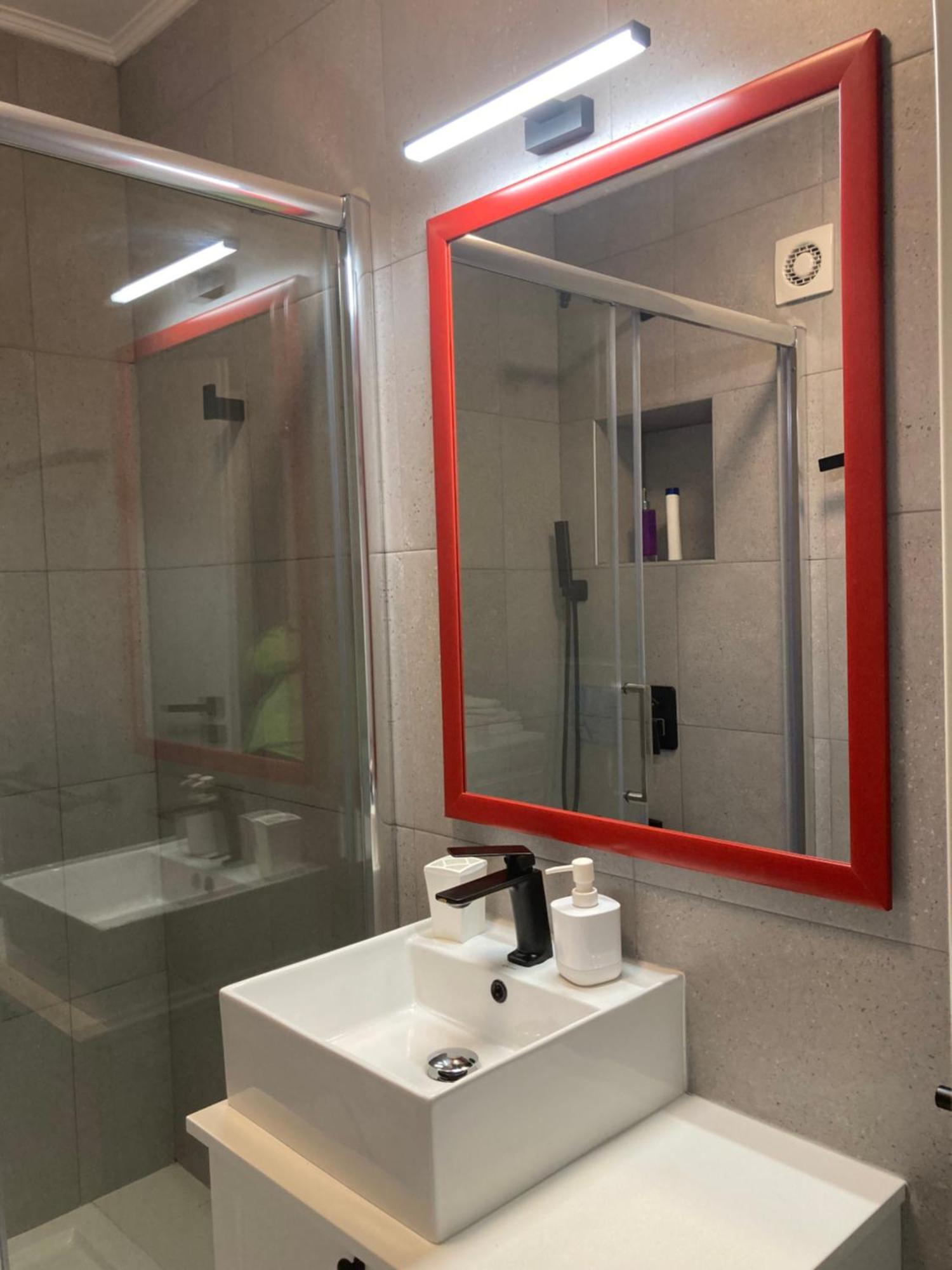 Apartamentul Max, Practic Si Confortabil Oradea Extérieur photo